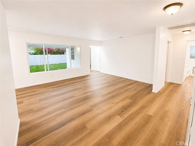 9170 Omelveny, Sun Valley, CA 91352