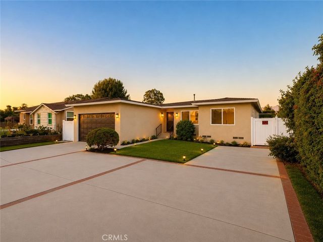 9170 Omelveny, Sun Valley, CA 91352