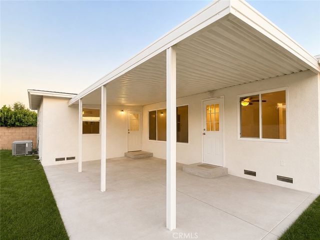9170 Omelveny, Sun Valley, CA 91352