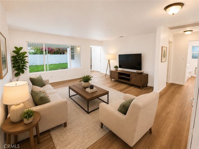 9170 Omelveny, Sun Valley, CA 91352
