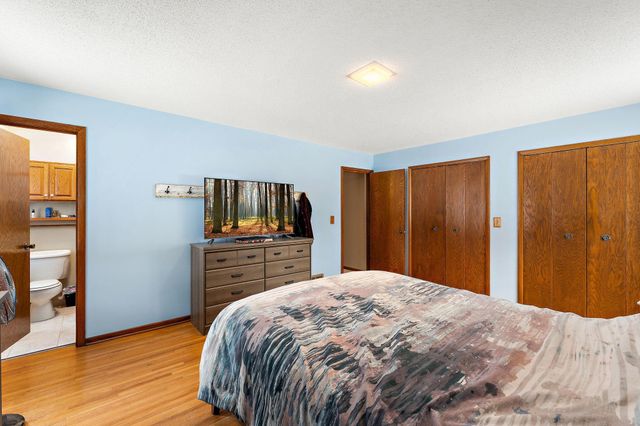 18136 Yorkshire Avenue, Prior Lake, MN 55372