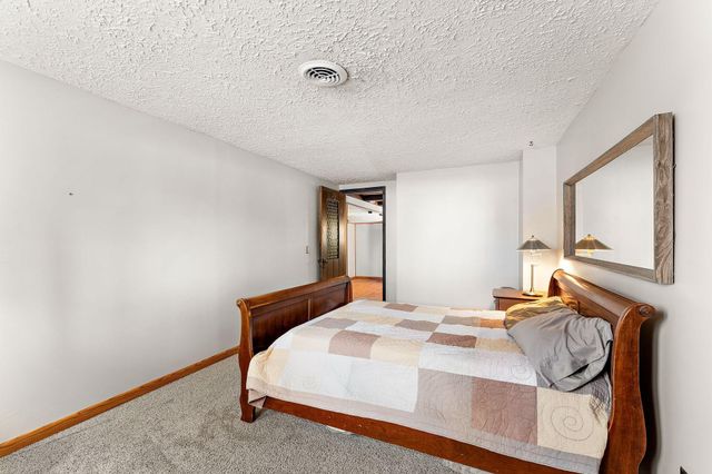 18136 Yorkshire Avenue, Prior Lake, MN 55372