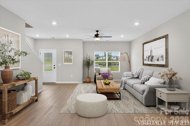 1968 W Davidson Avenue, Gastonia, NC 28052