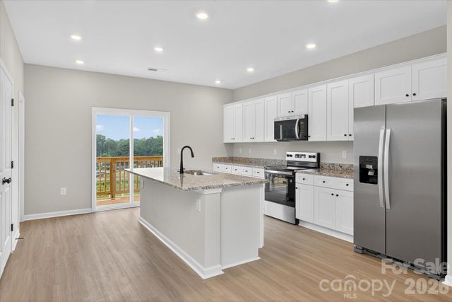 1968 W Davidson Avenue, Gastonia, NC 28052