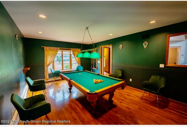 1706 Fanwood Street, Oakhurst, NJ 07755