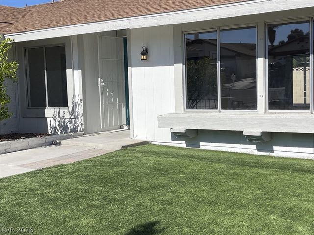5180 Richmond Circle, Las Vegas, NV 89120