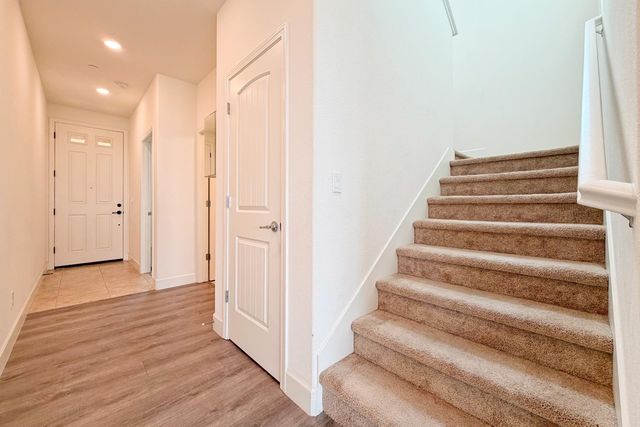 10408 Cello Way, Elk Grove, CA 95757