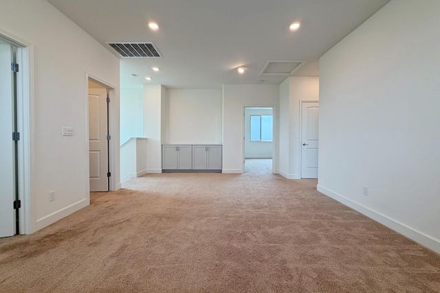 10408 Cello Way, Elk Grove, CA 95757