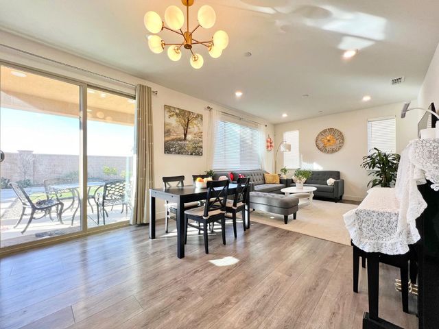 10408 Cello Way, Elk Grove, CA 95757