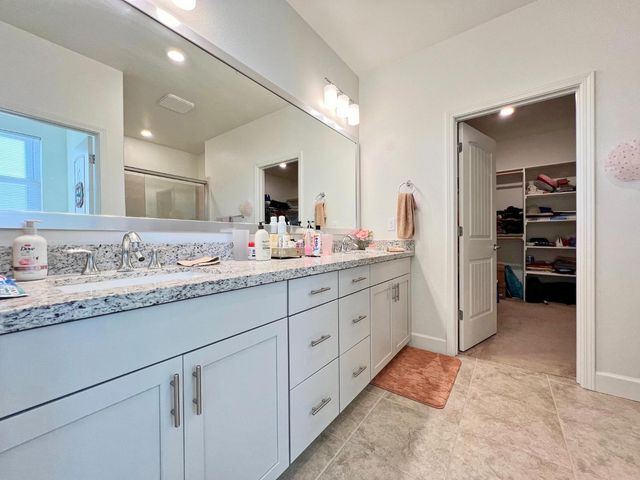 10408 Cello Way, Elk Grove, CA 95757