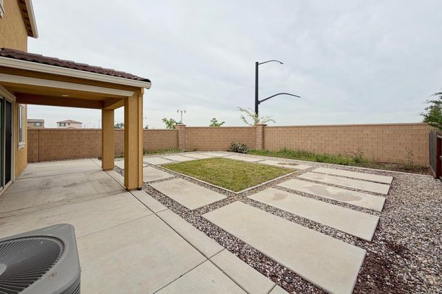 10408 Cello Way, Elk Grove, CA 95757