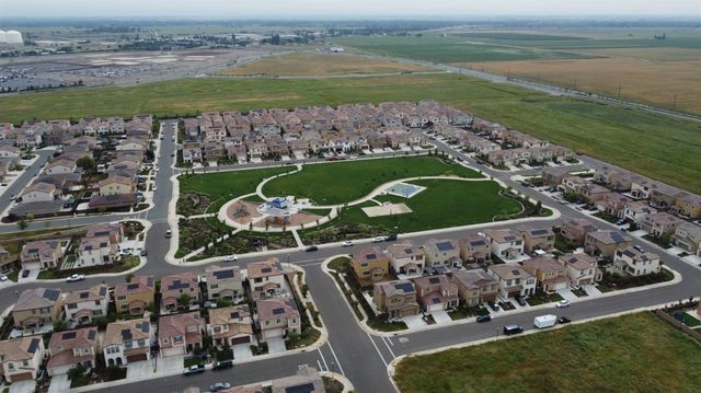 10408 Cello Way, Elk Grove, CA 95757