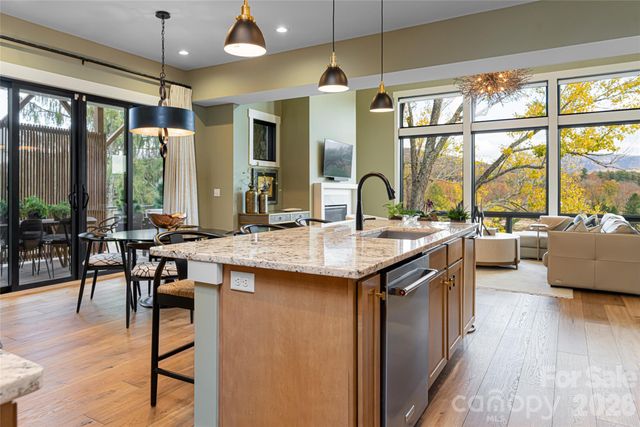 249 Fairway Drive, Asheville, NC 28805