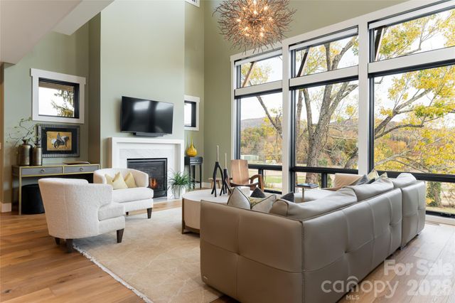 249 Fairway Drive, Asheville, NC 28805