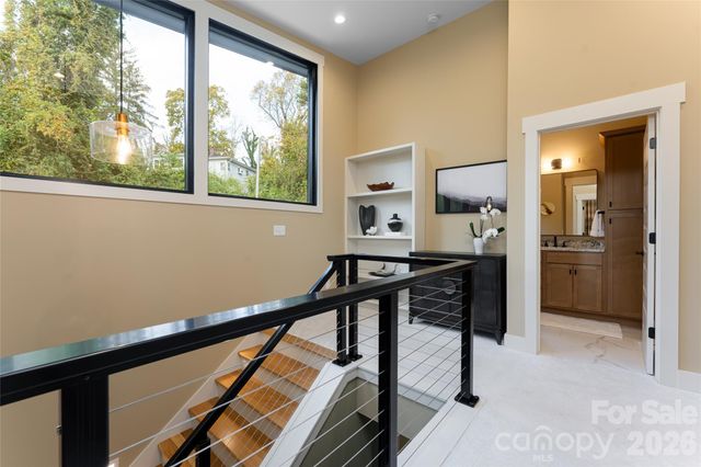 249 Fairway Drive, Asheville, NC 28805