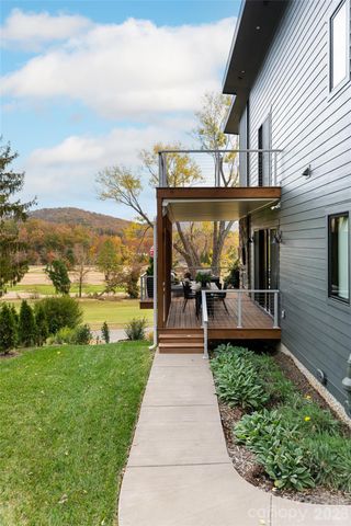 249 Fairway Drive, Asheville, NC 28805
