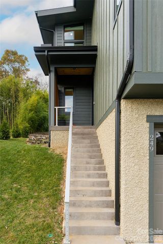 249 Fairway Drive, Asheville, NC 28805