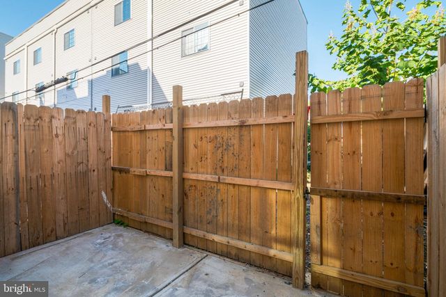 1719 W SEYBERT ST, Philadelphia, PA 19121