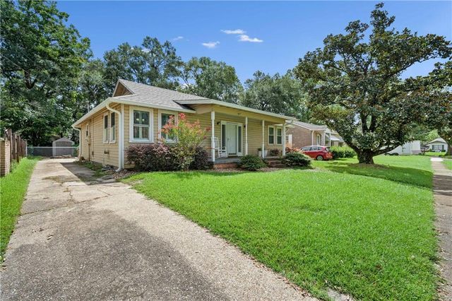 25 W Chadwick Drive, Mobile, AL 36606