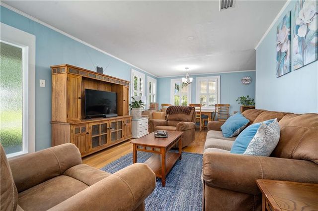 25 W Chadwick Drive, Mobile, AL 36606