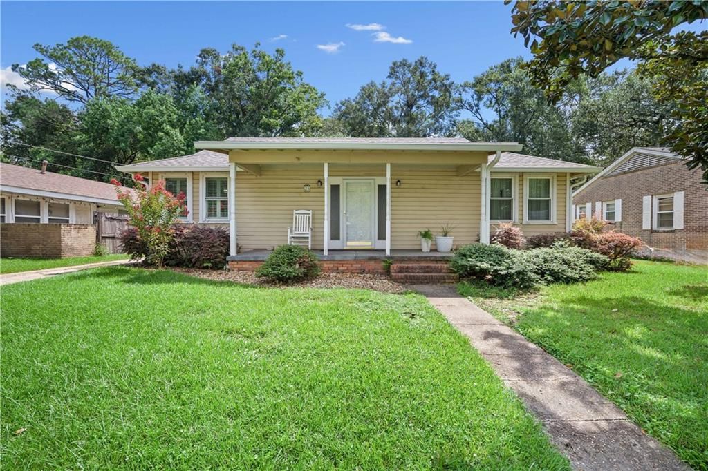 25 W Chadwick Drive, Mobile, AL 36606