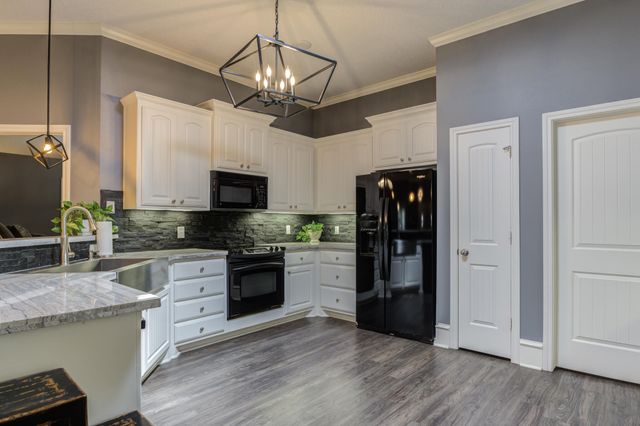 6005 83rd Street, Lubbock, TX 79424