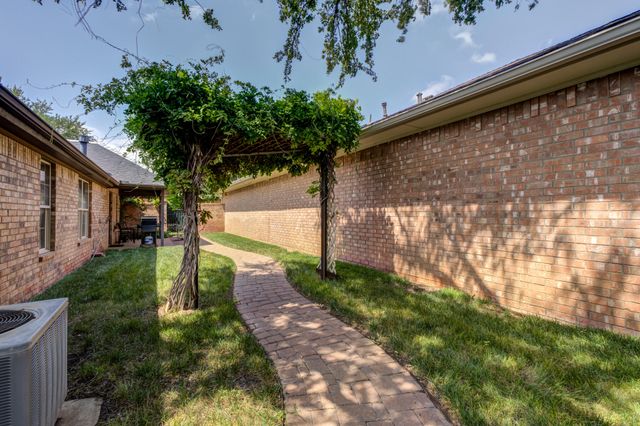 6005 83rd Street, Lubbock, TX 79424