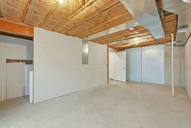 2485 Willow Ridge Drive, Georgetown Twp, MI 49428