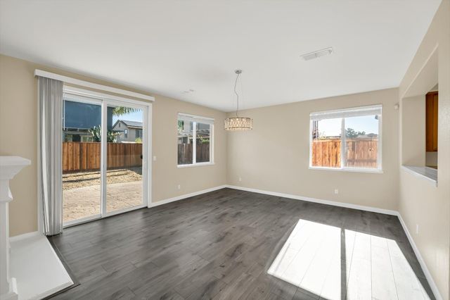 10309 Vila Real Way, Elk Grove, CA 95757