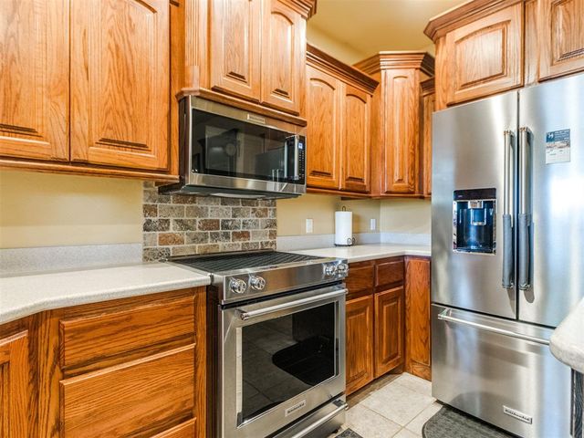 1927 Hackney Court, Blanchard, OK 73010