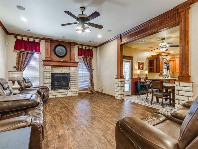 1927 Hackney Court, Blanchard, OK 73010