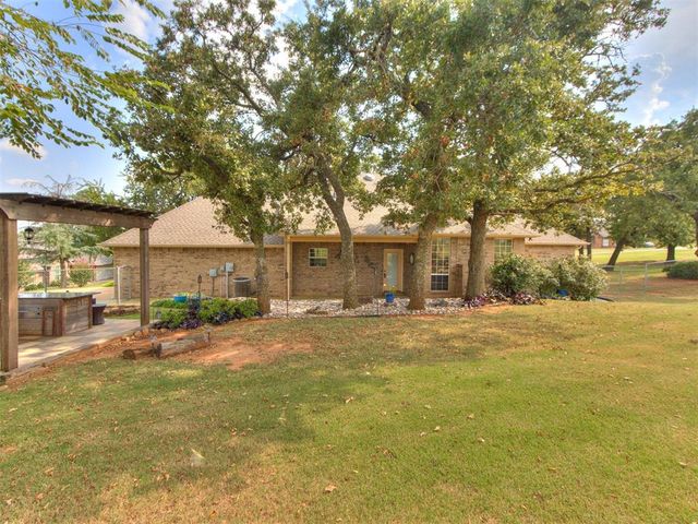 1927 Hackney Court, Blanchard, OK 73010