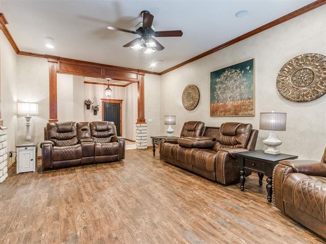 1927 Hackney Court, Blanchard, OK 73010