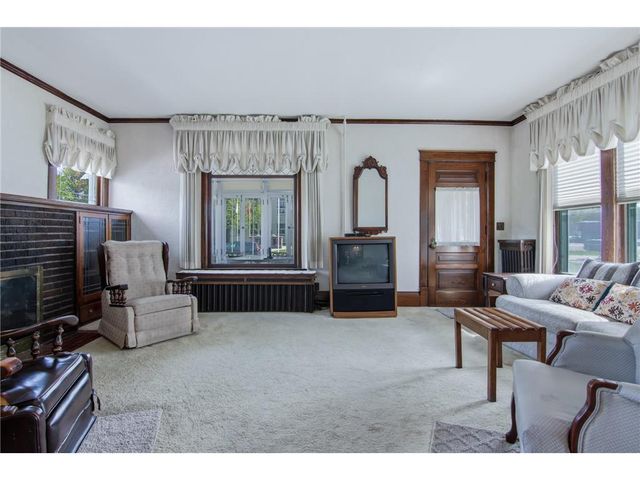 712 N Bridge Street, Chippewa Falls, WI 54729