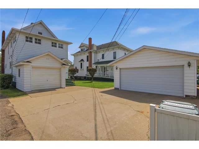 712 N Bridge Street, Chippewa Falls, WI 54729