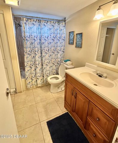 5216 Pineland Avenue, Port Orange, FL 32127