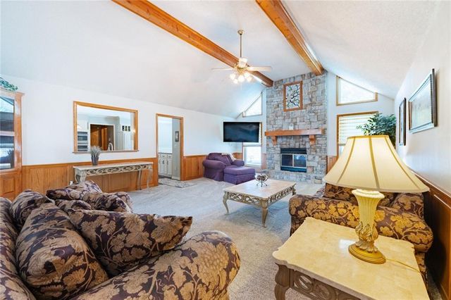 7000 N Agnes Street, Gladstone, MO 64119