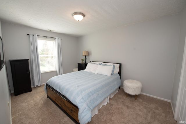 1860 Windy Hill Drive, Lafayette, IN 47905