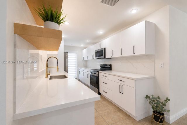 25305 SW 124 Court, Homestead, FL 33032