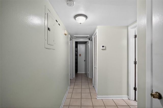 5603 S LYNWOOD AVENUE, Tampa, FL 33611