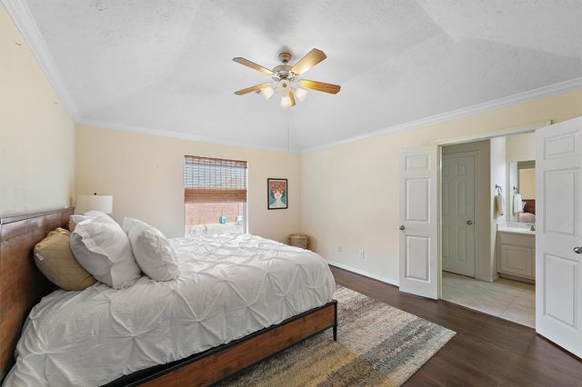 7818 Stoneyway Drive, Houston, TX 77040
