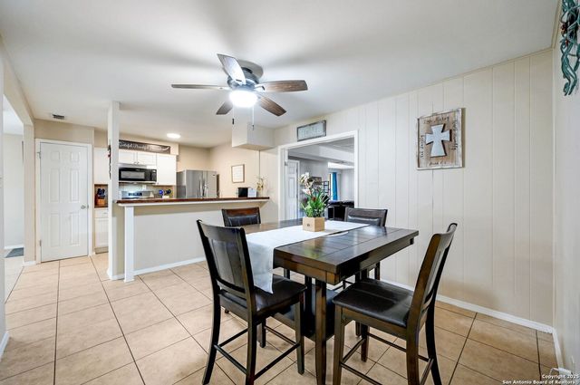 117 Lost Forest, Live Oak, TX 78233