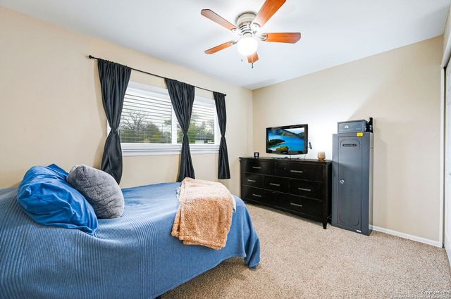 117 Lost Forest, Live Oak, TX 78233