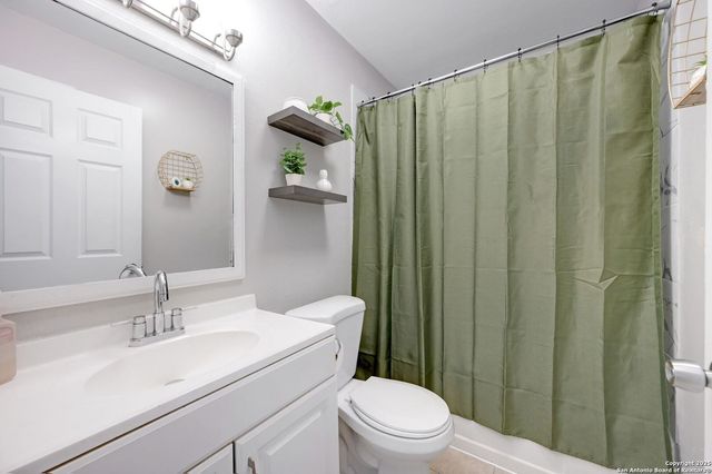 117 Lost Forest, Live Oak, TX 78233