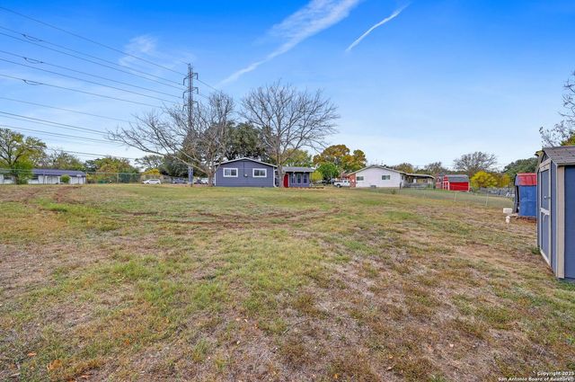 117 Lost Forest, Live Oak, TX 78233