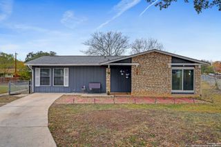 117 Lost Forest, Live Oak, TX 78233
