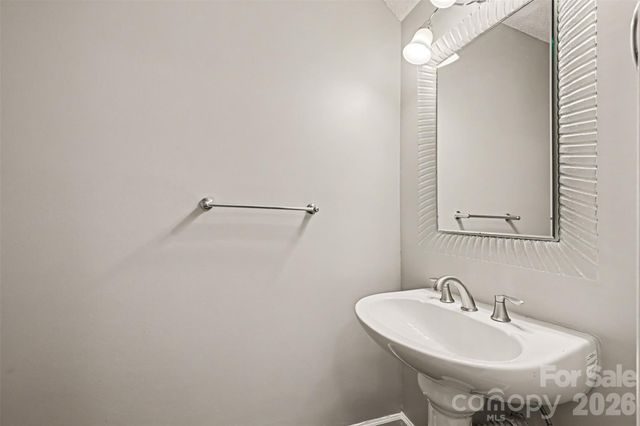 5729 Brickstone Drive, Charlotte, NC 28227