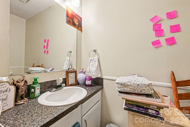 5729 Brickstone Drive, Charlotte, NC 28227