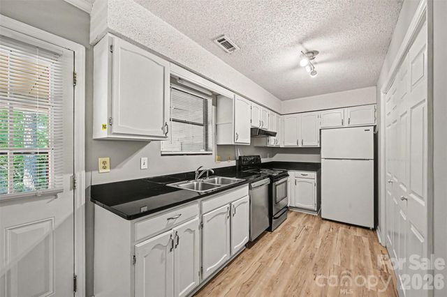 5729 Brickstone Drive, Charlotte, NC 28227
