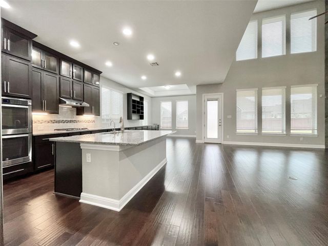 3809 Mineral DR, Leander, TX 78641